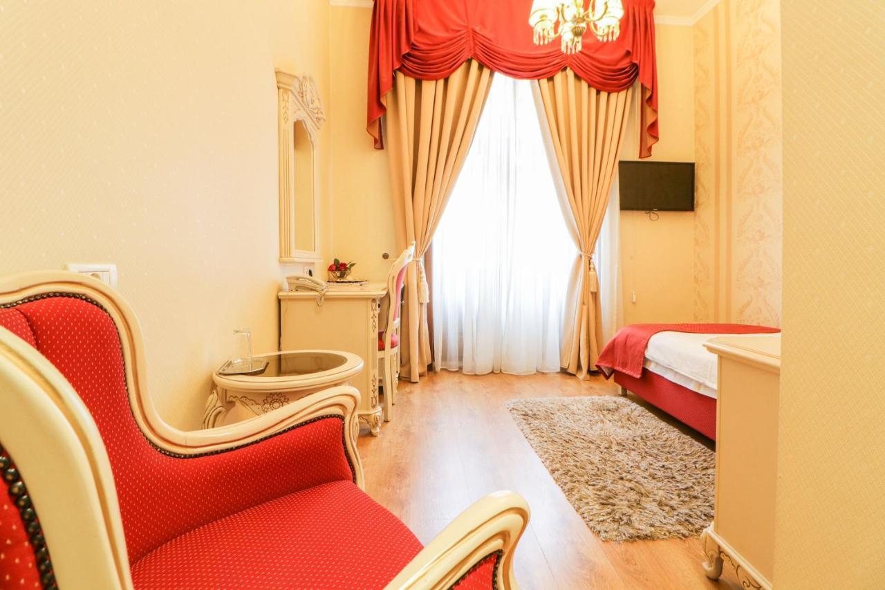 Astoria Grand Hotel أرادايا المظهر الخارجي الصورة
