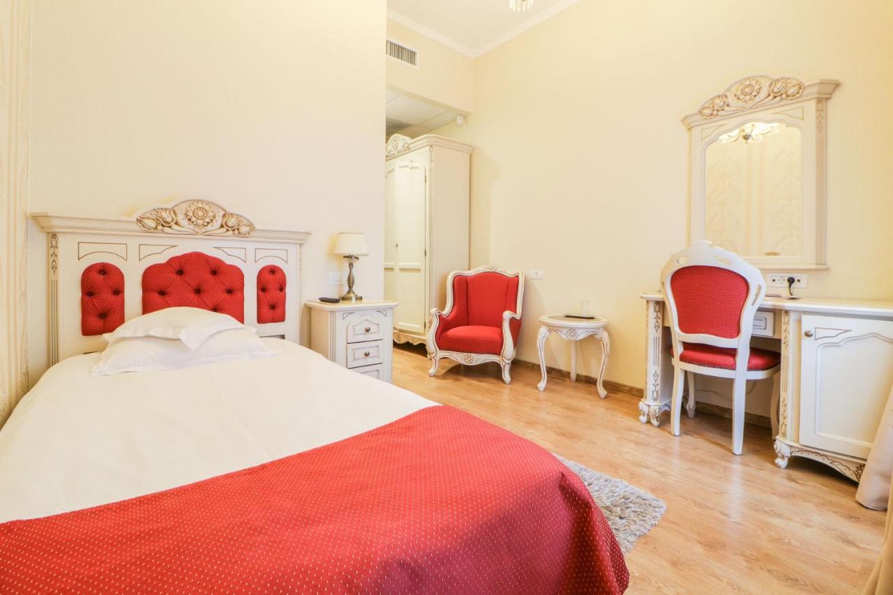 Astoria Grand Hotel أرادايا المظهر الخارجي الصورة