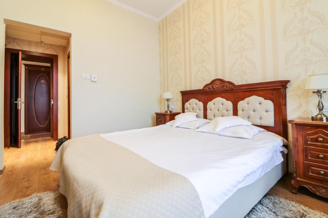 Astoria Grand Hotel أرادايا المظهر الخارجي الصورة