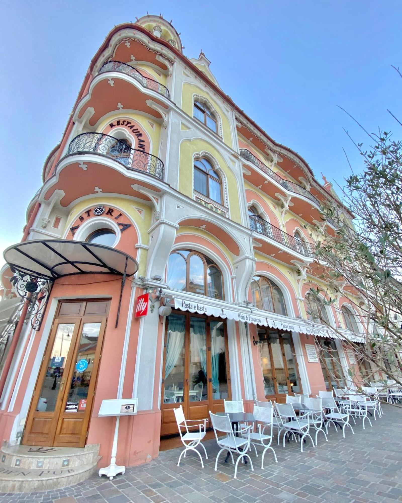 Astoria Grand Hotel أرادايا المظهر الخارجي الصورة