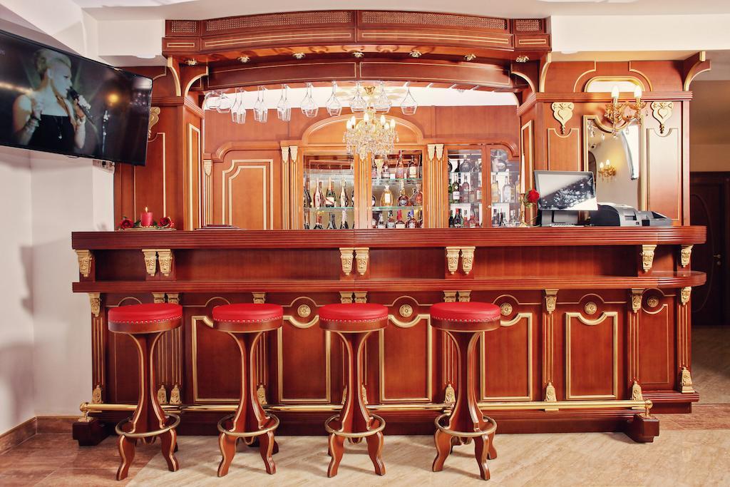 Astoria Grand Hotel أرادايا المظهر الخارجي الصورة