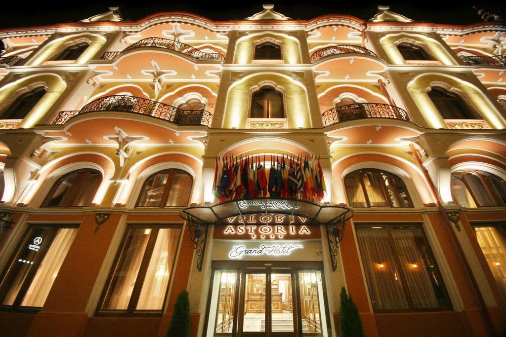 Astoria Grand Hotel أرادايا المظهر الخارجي الصورة